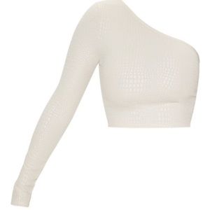 Pretty little thing one shoulder crop top